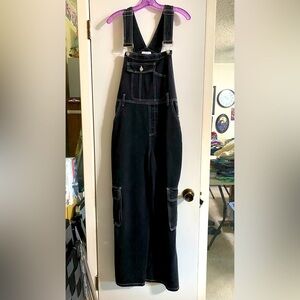 Forever 21  NWOTBlack heavy denim women’s overalls washed, but never worn